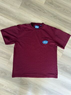PacSun
Ford Men’s Maroon Pocket T‑Shirt
Size: Medium